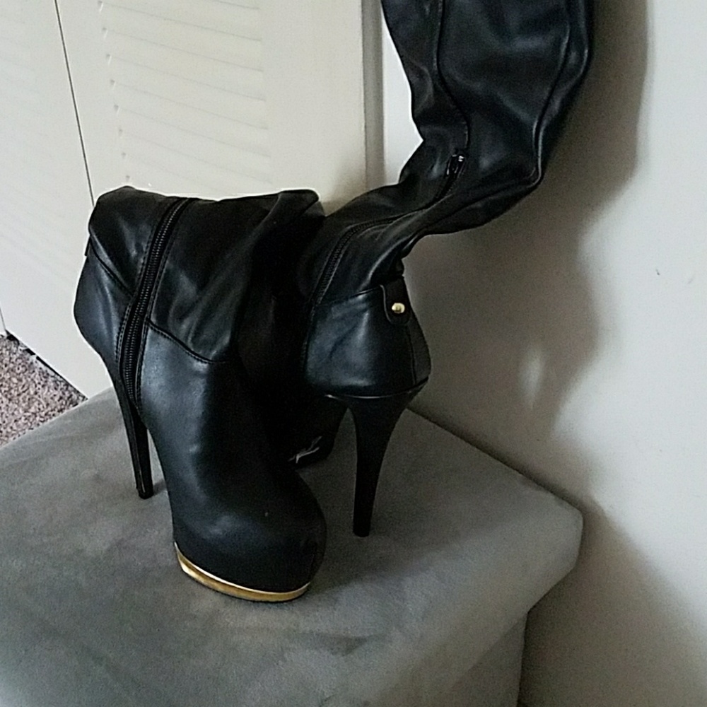 NWT Women's Sexy Calf high boots  - Picture 4 of 5